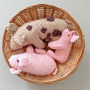 Knitted Pigs - Stuffed Animal - Waldorf home decor - Cute Pigs - Knitted piglet - Knitted Animals - Waldorf Toys - Animal Toy - Spring decor