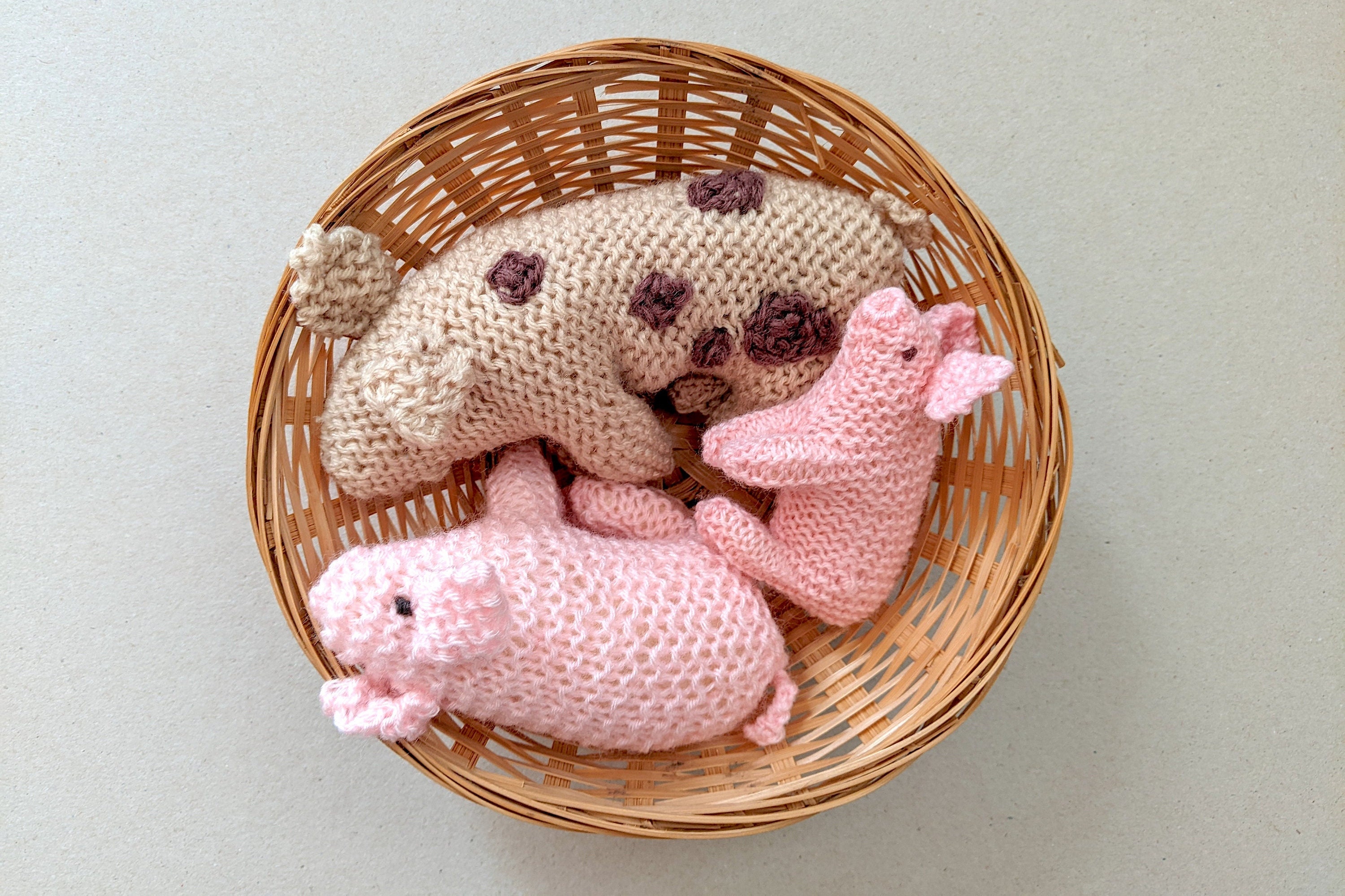 Pig With Piglets Crochet Pattern -  Canada