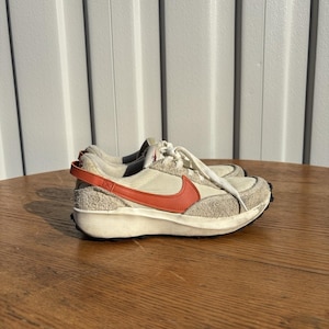 Nike Waffle Shoes - Etsy display picture 2