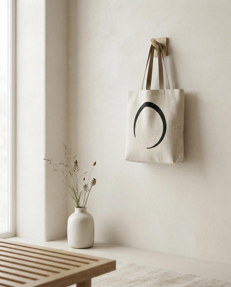 Sumi-e Ensō Canvas Tote Bag | Ensō by Calm & Oak imagen 1