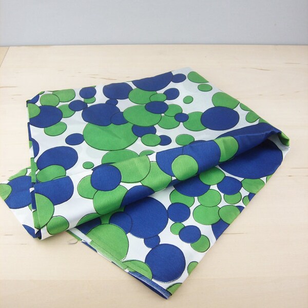 Mid Century Fabric Remnant Blue and Green Bubbles, Mod Circles Fabric