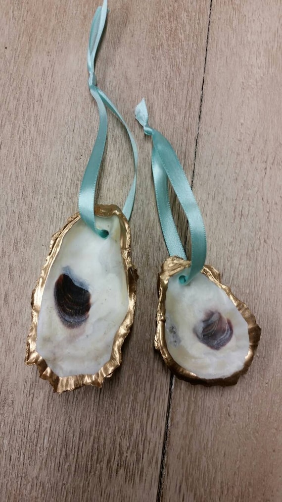 Gold Leaf Oyster Shell Ornament: Handmade Wedding Favor with Blue Ribbon