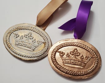 Gold Leaf Oval Crown Ornament Handmade Mardi Gras Favor Hostess Gift Carnival