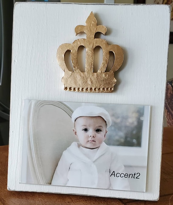 Handmade Distressed Wood Photo Frame: Oyster White with Gold Crown