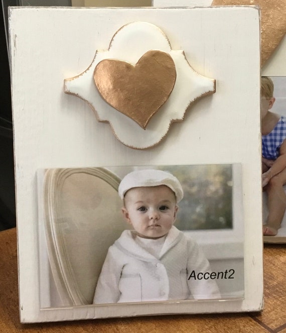 Gold Leaf Heart Photo Frame: Gilded Tile, Distressed White Wood, 4x6