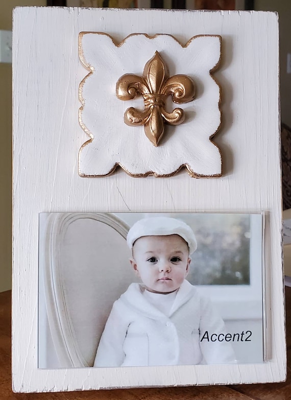 Gold Fleur-de-lis 4x6 Photo Frame: Distressed Oyster White