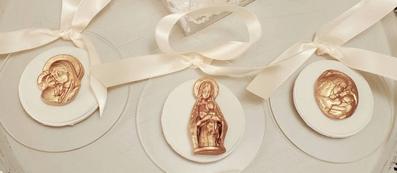 Handmade Gold Mary and Baby Jesus Intaglio Ornament on Acrylic