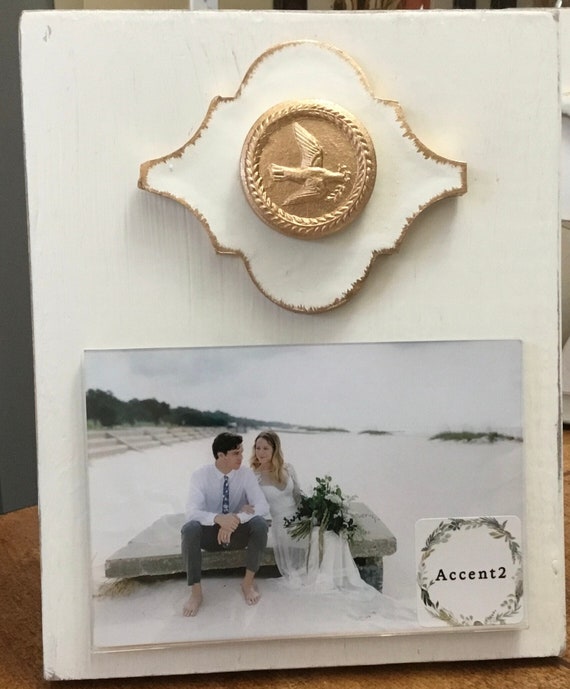 Gold Leaf Dove Photo Frame: Distressed White Wood, Gilded Tile (4x6)