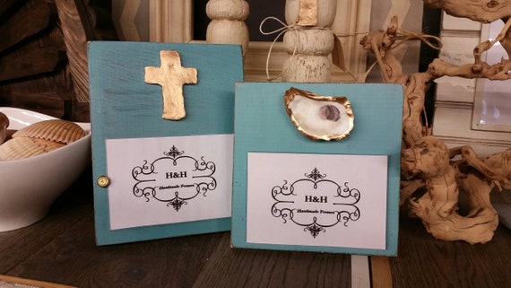 Handmade Distressed Wood Photo Frame with Gold Leaf Cross - 4x6