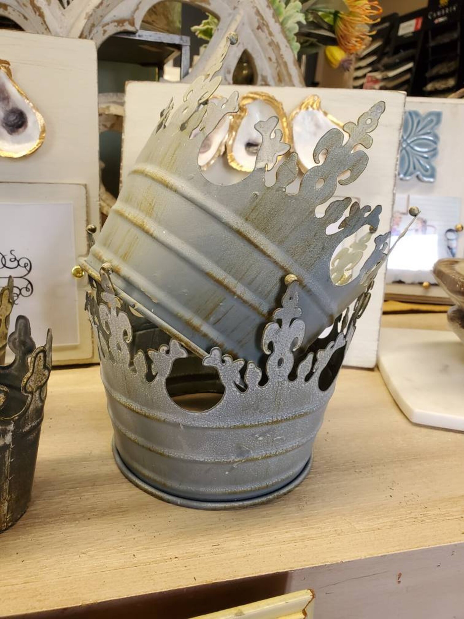 Large Metal Crown Plant Holder Candle Holder Home Decor Etsy