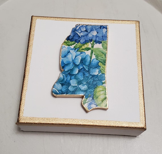 Mississippi State Art: Hydrangea & Gold Canvas Size 5”x5”