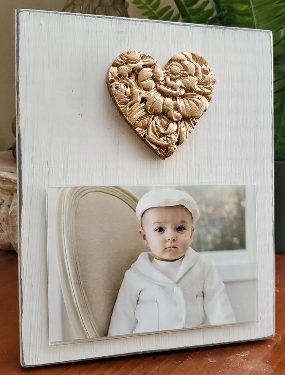 Oyster White Wood Photo Frame with Gold Leaf Flower: 4x6 Handmade Distressed Decor