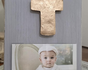 Handmade Gold Leaf Cross Frame: Distressed Oyster White or Chicago Gray Wood For A 4x6 Horizontal Photo