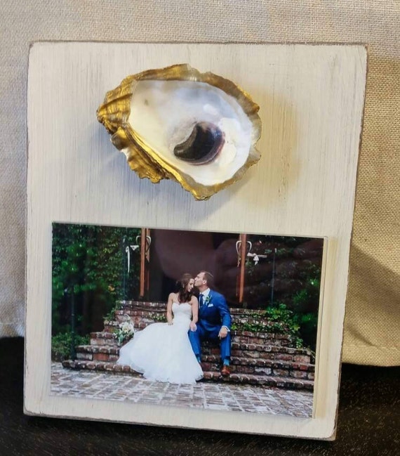 Oyster Shell Photo Frame: Gold Leaf Coastal Decor (4x6 Photo)