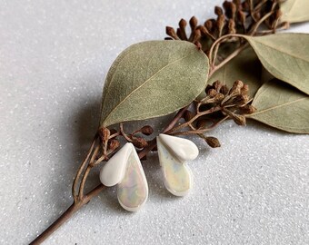 Drops stud earrings iridescent and cracked porcelain