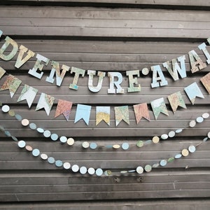 Lot de décorations de fête L'aventure vous attend, guirlandes en papier carte, décoration de fête sur le thème du voyage - 4 guirlandes