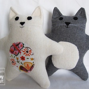 Soft Baby Cat Sewing Pattern : a softie doll pattern image 2