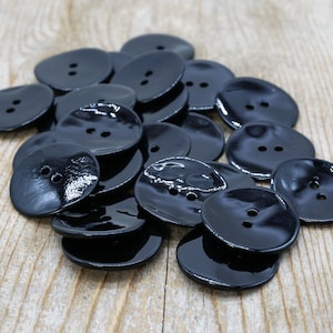 Set of 6 black shell buttons, genuine mother-of-pearl akoya, choose size, for sewing, knitting, crochet, crafting, scrapbooks, jewelry