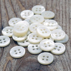 Black Genuine Mother of Pearl Buttons, 22Pcs/Pack (16pcs 15mm+6pcs 20mm), 4  Hole Bulk Natural MOP Pearl Shell Buttons for DIY Sewing