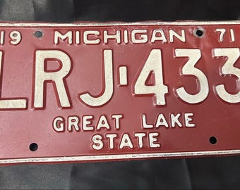 1971 Michigan License Plate LRJ 433 Great Lake State Vintage Red White