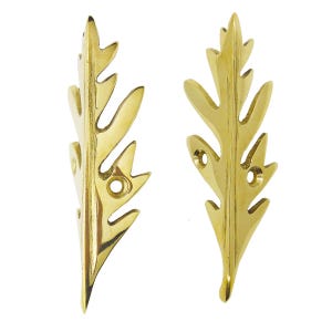 Lot de 2 pièces - Plinthes en laiton de 77 mm / Protections d'angle pour plinthes et meubles - Feuille de chêne blanc / Laiton poli