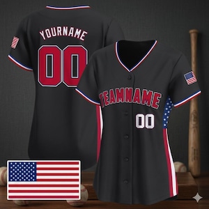 Maglia da baseball personalizzata nera e rossa con bandiera americana, abbigliamento per il 4 luglio, camicia con bottoni personalizzata con bandiera americana, uniforme di squadra patriottica