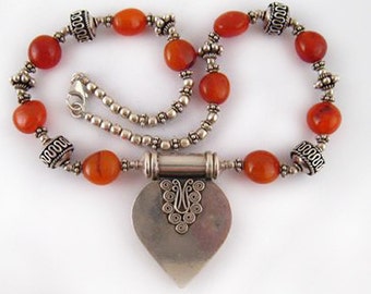 Carnelian Necklace Statement Silver Necklace Set With Natural Carnelian 18 Inches Long 925 Sterling Silver Heart Mofif Vintage Necklace