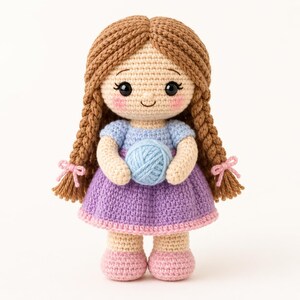 Lily the Little Yarn Keeper Crochet