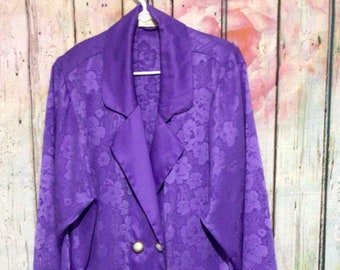 Vintage 1980’s Victoria’s Secret Robe Size Small Purple