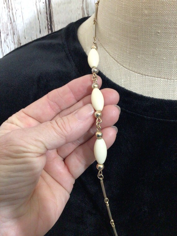Vintage Sarah Coventry Necklace 27” Gold Cream Be… - image 9