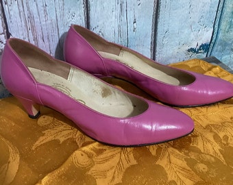Vintage Johansen Pink Leather Heels Size 6 USA Pumps