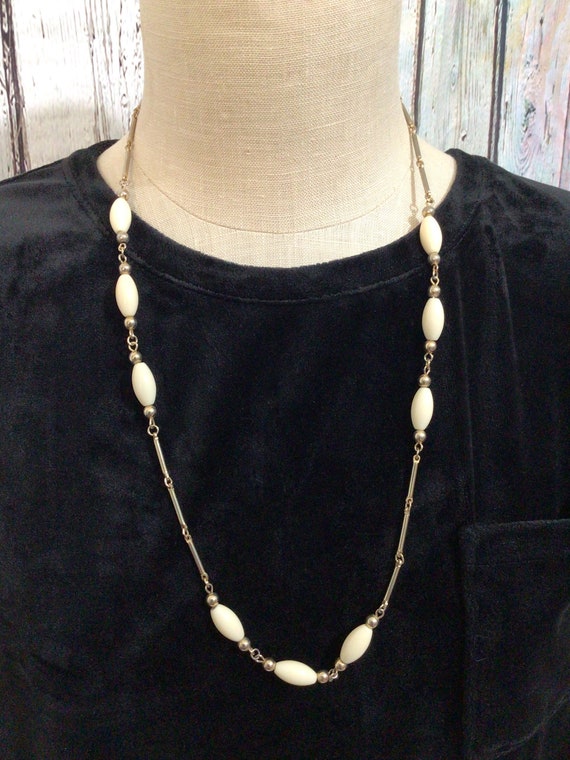 Vintage Sarah Coventry Necklace 27” Gold Cream Be… - image 6