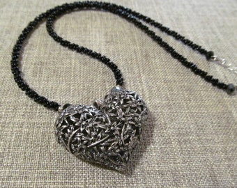 Silver Heart Pendant Necklace