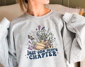 Felpa con cappuccio "Just One More Chapter", felpa con cappuccio per la lettura, regalo per gli amanti dei libri, felpa con cappuccio "Library", maglietta con cappuccio da bibliotecario, girocollo da bibliotecario, unisex