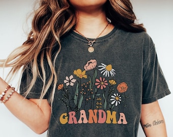 Grandma Shirt, Comfort Colors Grandma Shirt, New Grandma Gift for Grandmother, Pregnancy Announcement, Wildflower Grandma tshirt