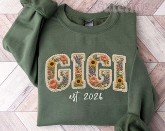 Gigi Shirt, Floral Gigi Est 2026 Tee Gift for New Grandma to be, Faux Patchwork Mothers Day Wildflower Grandma T-Shirt, Not Real Embroidery
