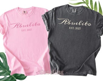 Camisetas personalizadas para abuelos, ascendidos a abuelita y abuelito, desde 2027. Camisetas a juego. Regalo para anunciar el embarazo. Abuelos primerizos.
