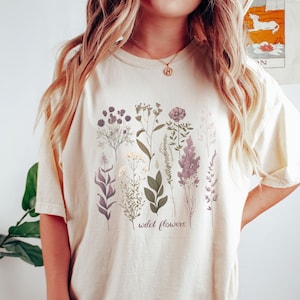 Pressed Flowers Comfort Colors® Shirt, Comfort Colors® TShirt Flowers, Cottagecore Vintage Botanical Tee Pastel Floral Garden Nature Lover