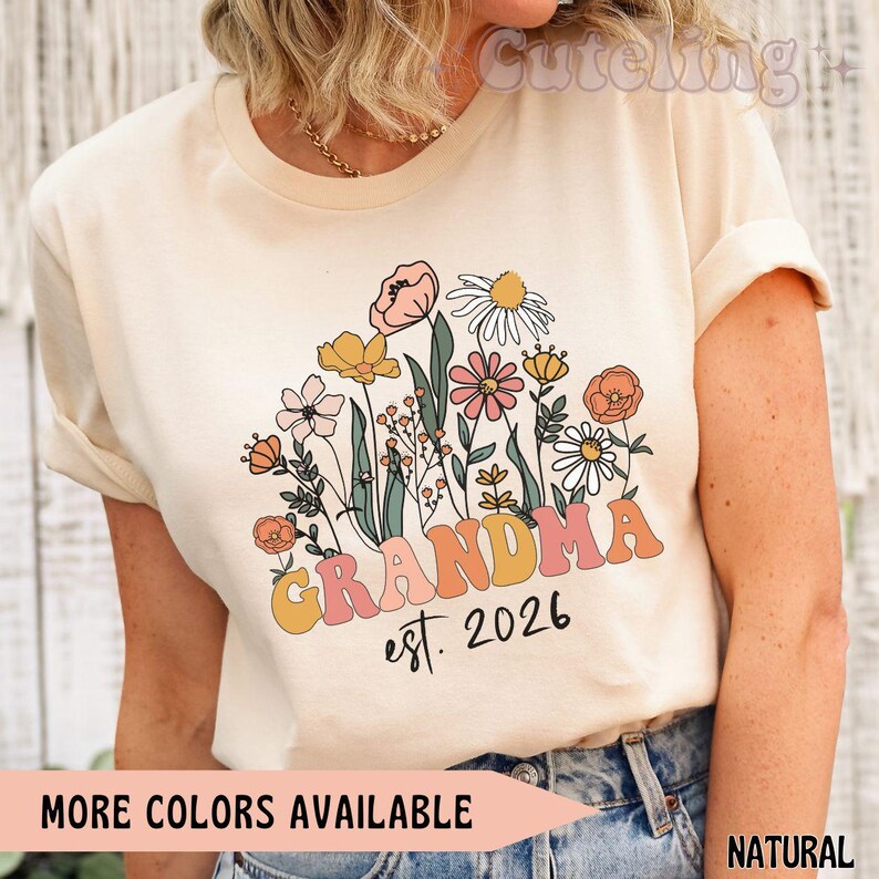 Camiseta de abuela con flores silvestres, regalo para abuelas (2026), anuncio de embarazo (2026), camiseta retro de abuela con estilo. imagen 1