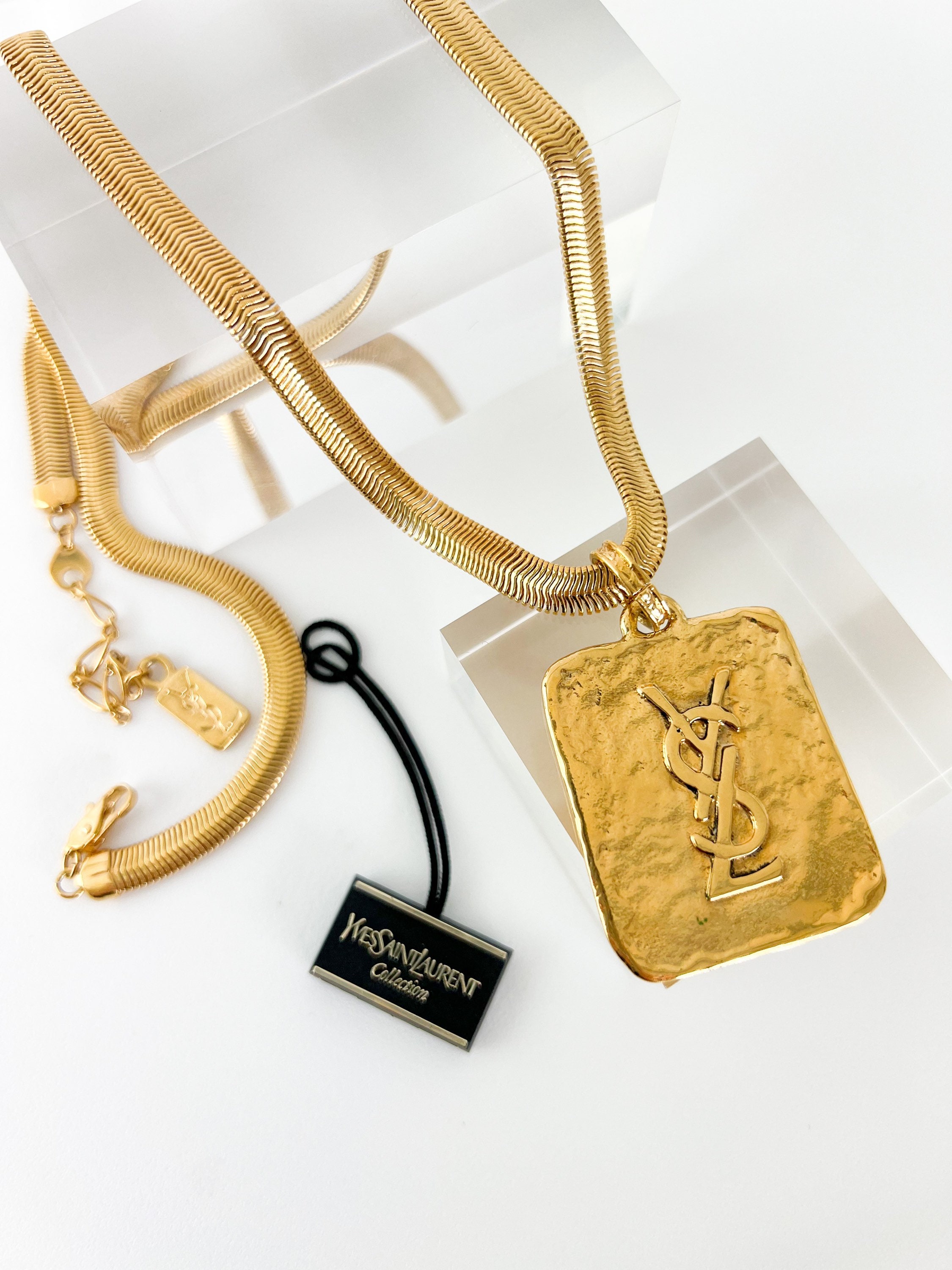 ヴィンテージ YSL ネックレス、イヴ・サンローラン ネックレス ヴィンテージ YSL ネックレス、イヴ・サンローラン ネックレス