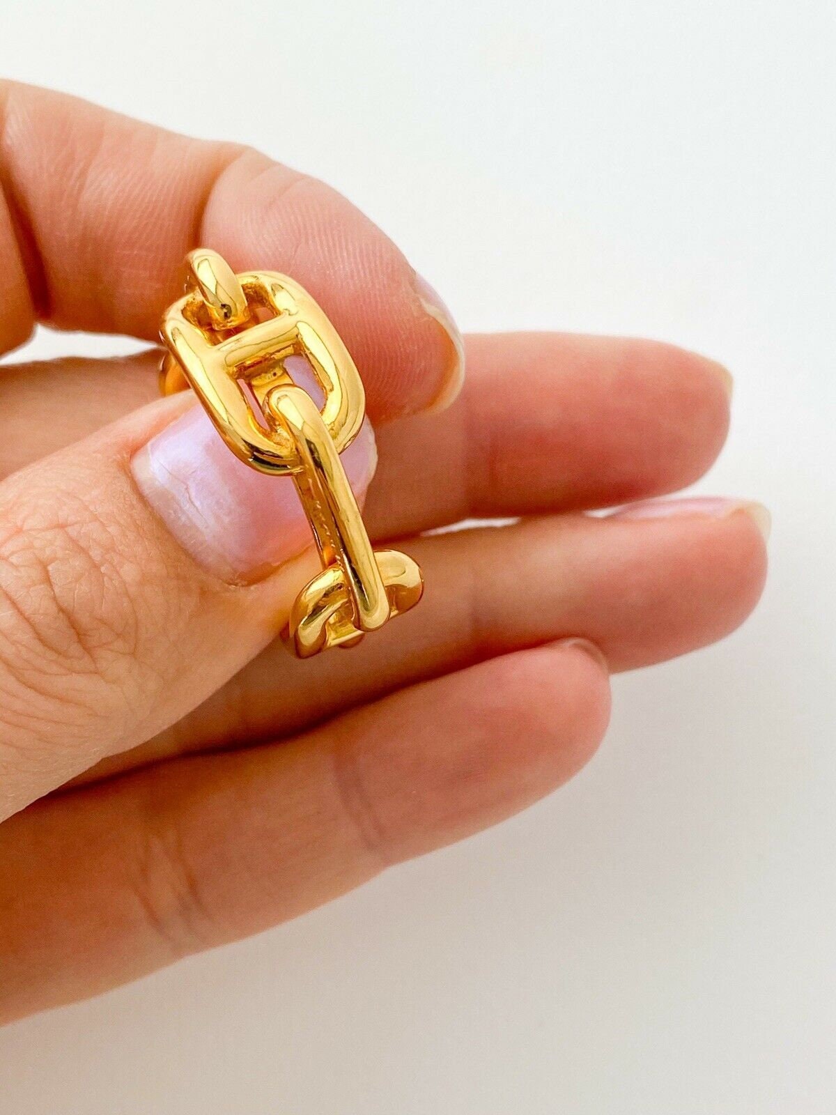 Vintage Hermès Gold Tone Hook Scarf Ring For Sale at 1stDibs