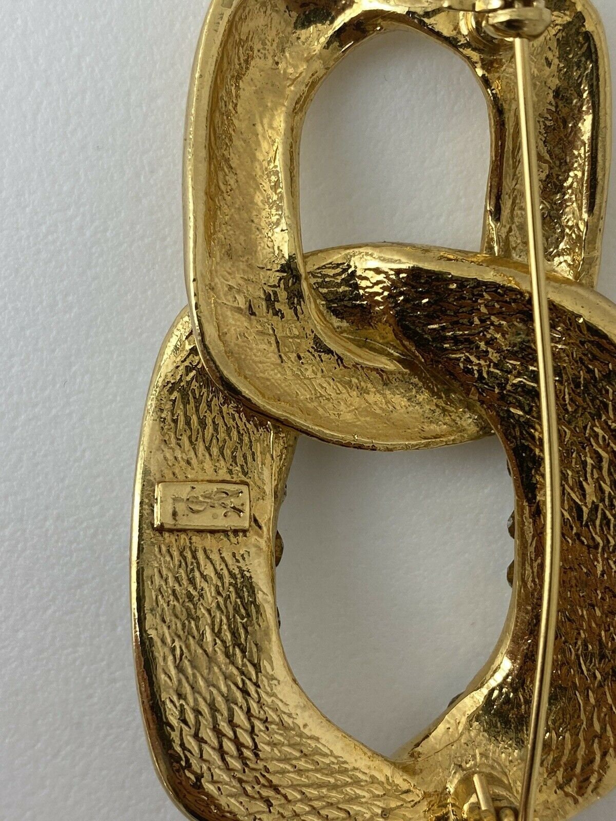 ヴィンテージ YSL ブローチ：クリスタルラインストーン付き