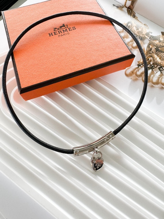Hermès Heart Choker, Vintage Hermès Necklace, Anne De La Fantasy