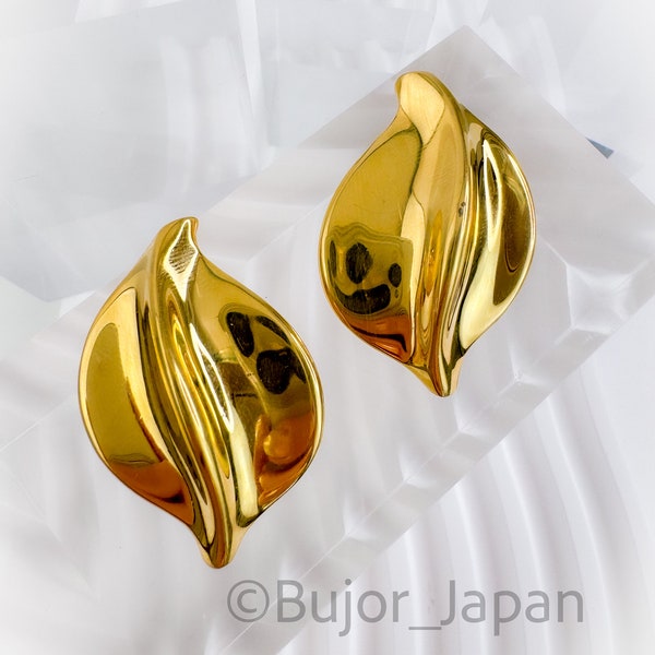 Orecchini vintage YSL Yves Saint Laurent, orecchini a foglia color oro, orecchini da sposa, orecchini a clip, orecchini grandi oro, regalo per lei