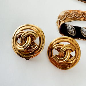 Vintage Chanel Earrings, Gold Tone Earrings, Made in France, Chanel CC Logo, Vintage Earrings, Clip on Earrings, Vintage Jewelry Gold