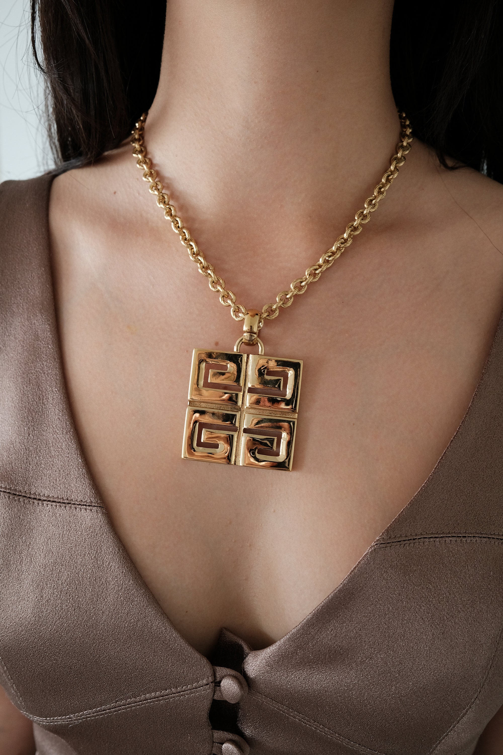 Givenchy pendant clearance