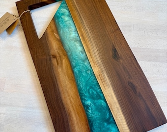 Double Sided Black Walnut & Lux Green Swirl Charcuterie. Natural Large Triangle Handle Cheese Board