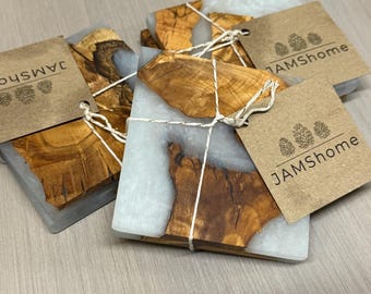 Coasters Imported Olive Wood & Epoxy Swirl Coaster Trivet Set - White Pearl Swirl