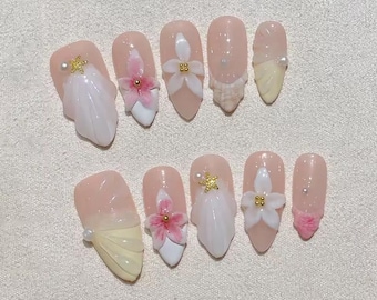 Conjunto de unhas postiças 3D tropicais, unhas amendoadas feitas à mão para o verão e a primavera, unhas com conchas de praia, design de unhas postiças, unhas de férias, unhas havaianas.