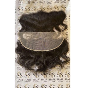Schweizer Lace-Frontal 13x4 Natürliche Wellen Indische Remy Echthaar-Extension